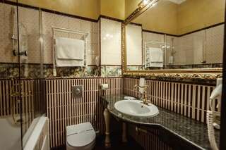 Отель De Paris Hotel Киев Люкс-3