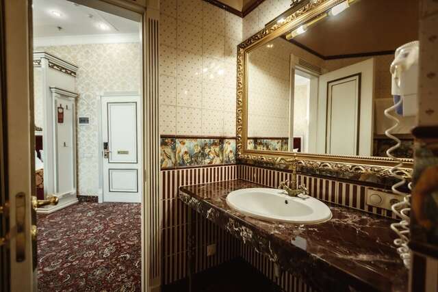 Отель De Paris Hotel Киев-14