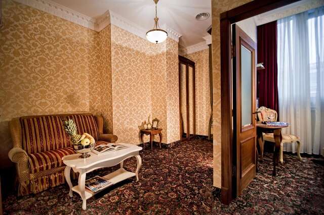 Отель De Paris Hotel Киев-43